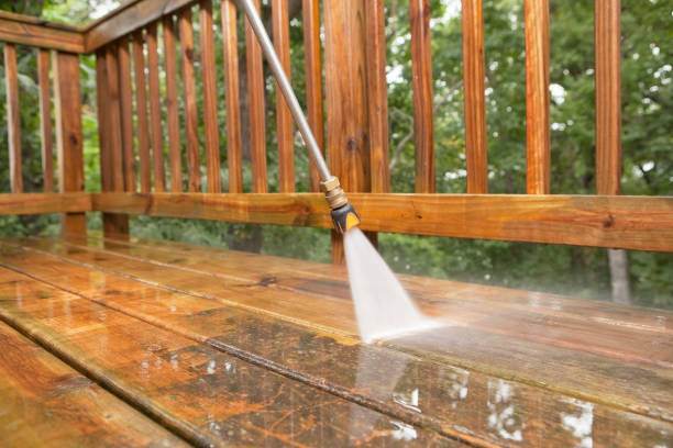 Best Commercial Pressure Washing  in Ruston, WA
